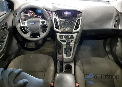 2012 Ford Focus Se z USA, uszkodzony, nr VIN 1FAHP3F29CL305675